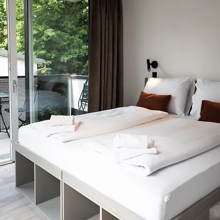 Blackhome Center Aparthotel 4*