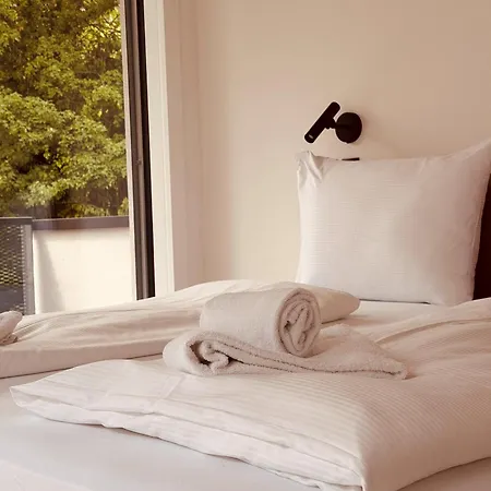 Blackhome Center Aparthotel