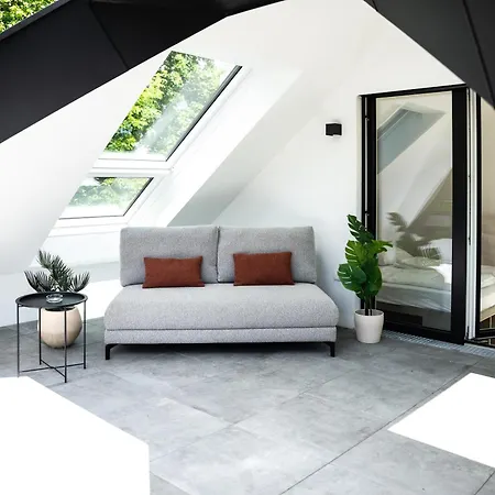 Aparthotel Blackhome Center