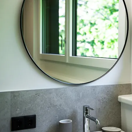 Blackhome Center Aparthotel 4*