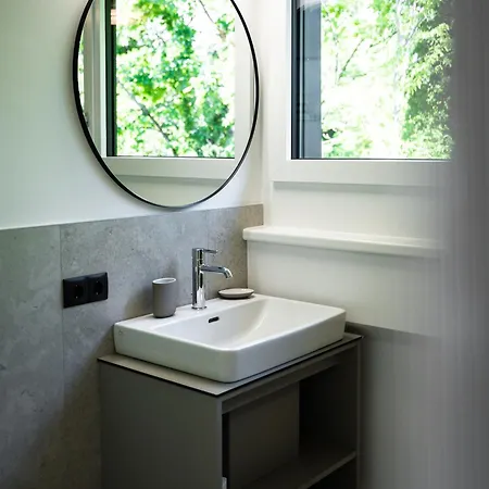Blackhome Center Aparthotel 4*