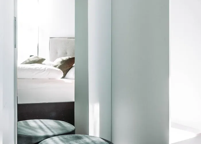 公寓式酒店 Blackhome Center